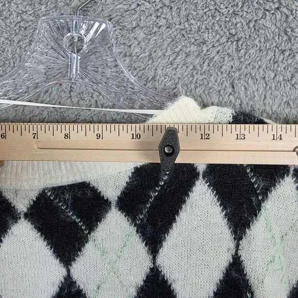 Free People Sweater Women's Through the Motions Cropped Argyle Plaid Vest SIze M - Picture 7 of 9